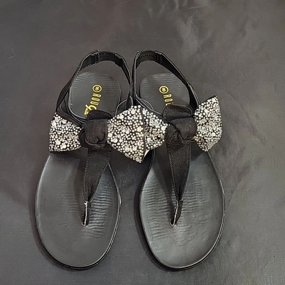 BRAND NEW ROUGE HELUIM RHINESTONES EMBELLISHMENTS BOW THONG WOMEN"S SANDAL